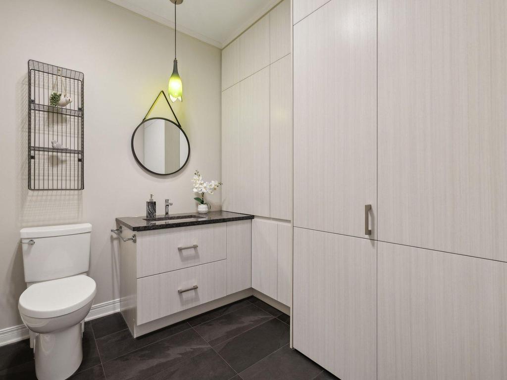 









100


Ch. Fraser

, 403,
Gatineau (Aylmer),




QC
J9H7S9

