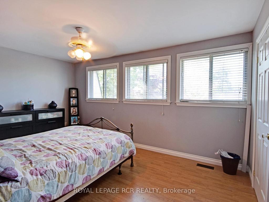 









22


Henderson

Drive,
Aurora,




ON
L4G 3L2

