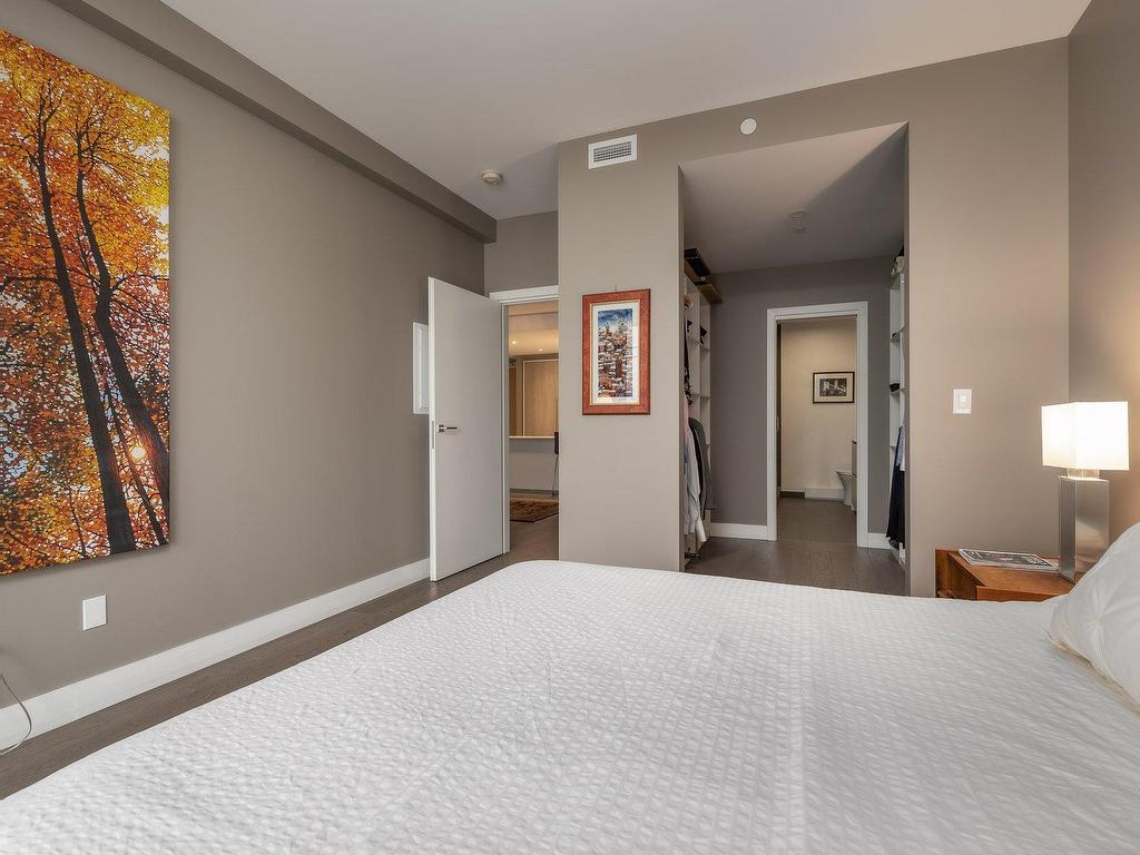 









36


Ch. du Bord-du-Lac-Lakeshore

, 103,
Pointe-Claire,




QC
H9S0B3

