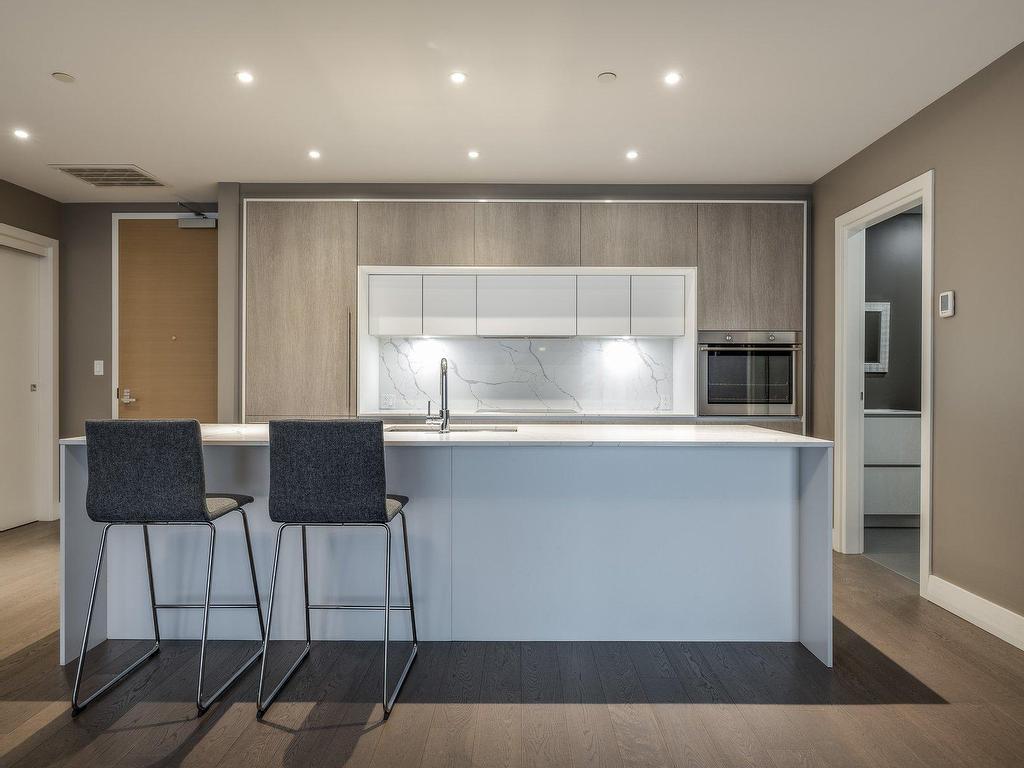 









36


Ch. du Bord-du-Lac-Lakeshore

, 103,
Pointe-Claire,




QC
H9S0B3

