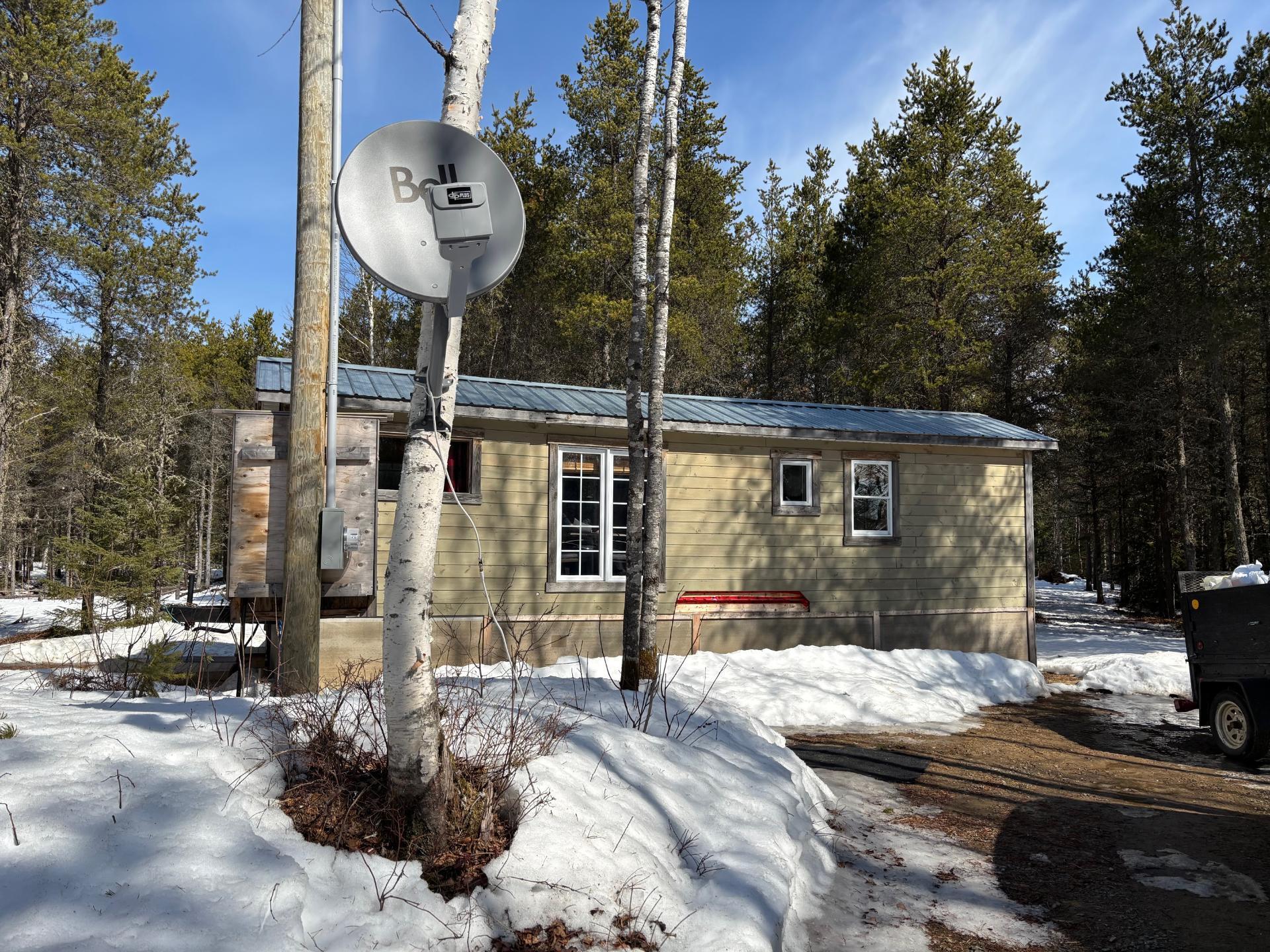 









80


Ch. Desroches

,
Saint-Zénon,




QC
J0K3N0

