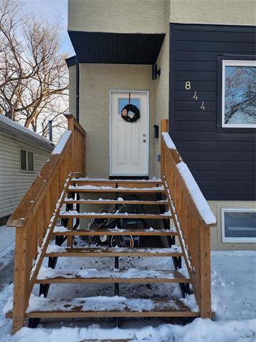 









844


Carter

AVE,
Winnipeg,




MB
R3M 2E1

