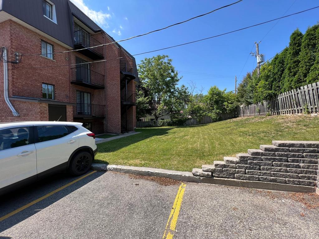 









775


Mtée Montrougeau

, 5,
Laval (Fabreville),




QC
H7P3M1

