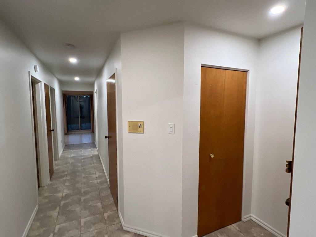









775


Mtée Montrougeau

, 5,
Laval (Fabreville),




QC
H7P3M1

