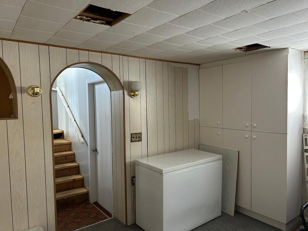 









848


Av. De Quen

,
Sept-Îles,




QC
G4R2S2

