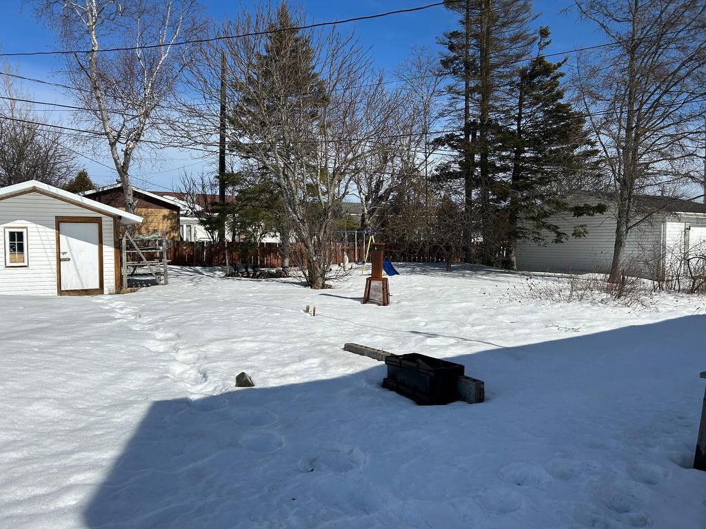









848


Av. De Quen

,
Sept-Îles,




QC
G4R2S2

