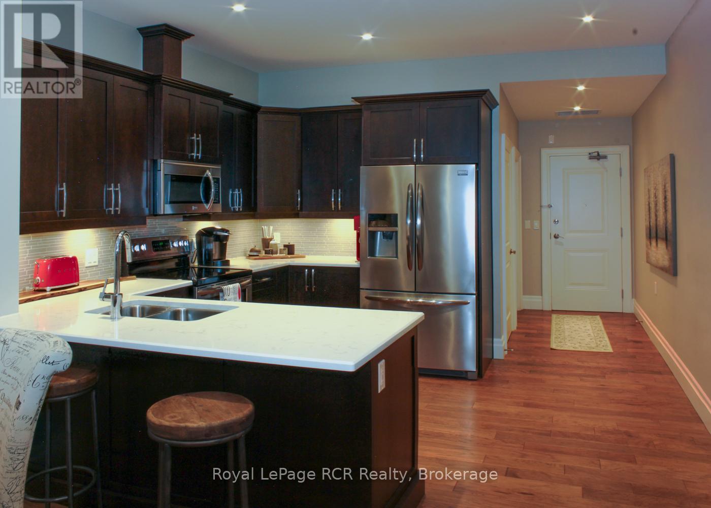 












311 - 945 3RD AVENUE E

,
Owen Sound,




Ontario
N4K2K8

