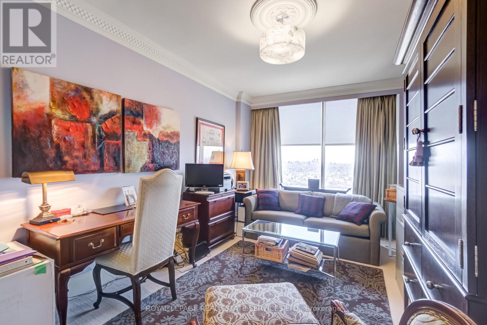 












4404 - 2045 LAKE SHORE BOULEVARD W

,
Toronto,




Ontario
M8V2Z6

