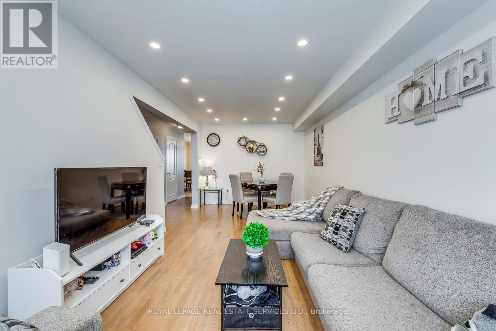












161 - 5980 WHITEHORN AVENUE

,
Mississauga,




Ontario
L5V2Y3

