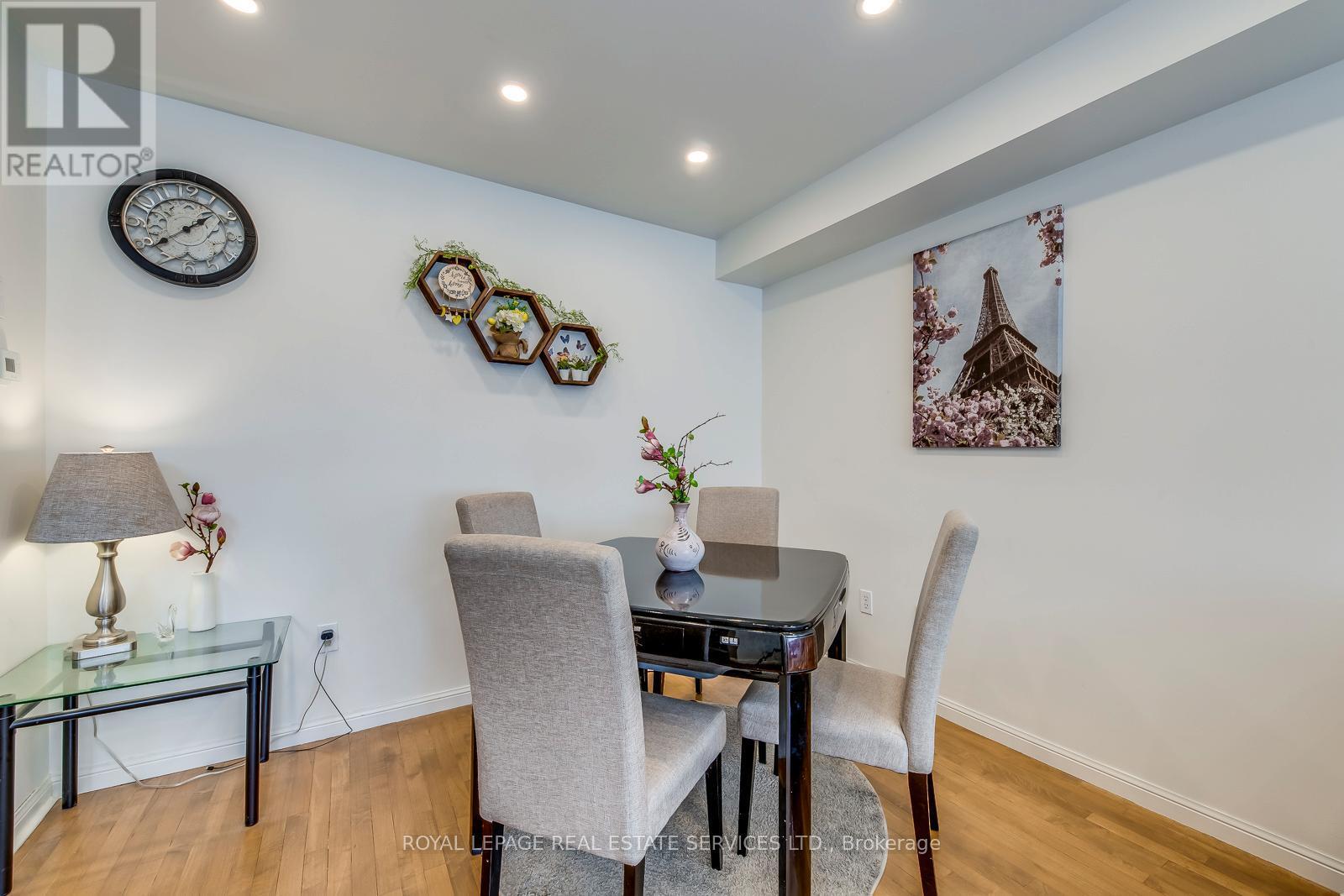 












161 - 5980 WHITEHORN AVENUE

,
Mississauga,




Ontario
L5V2Y3

