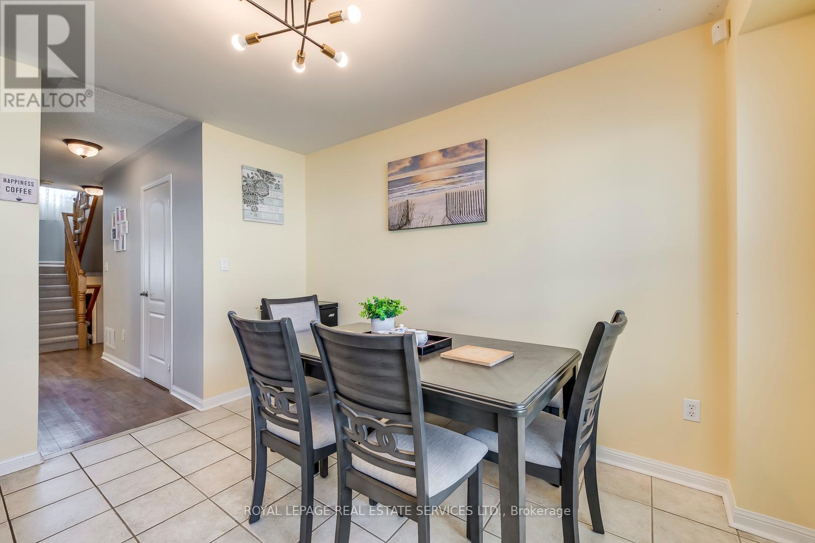 












161 - 5980 WHITEHORN AVENUE

,
Mississauga,




Ontario
L5V2Y3

