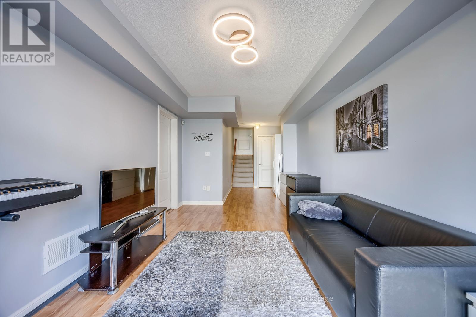 












161 - 5980 WHITEHORN AVENUE

,
Mississauga,




Ontario
L5V2Y3

