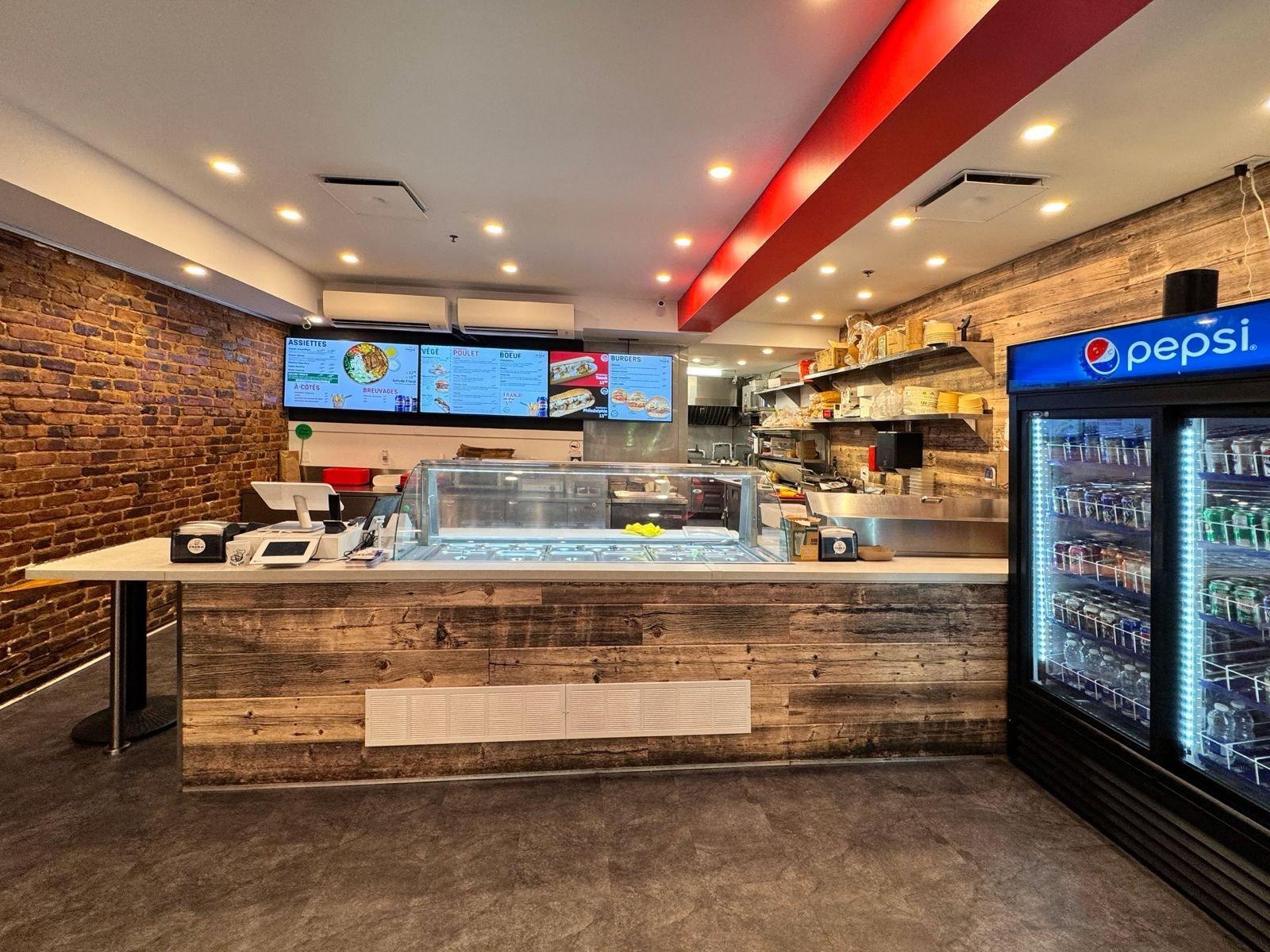 









1429


Rue Bishop

, A,
Montréal (Ville-Marie),




QC
H3G2E4

