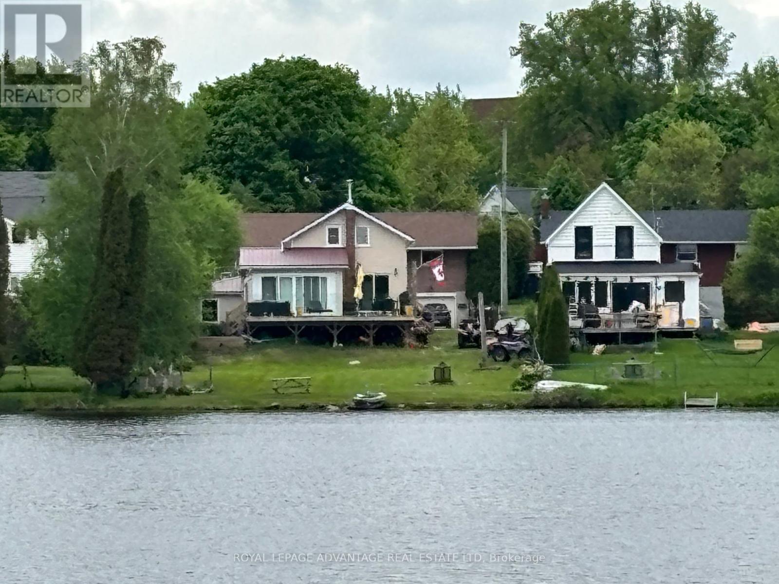 












120 QUEEN STREET

,
Smiths Falls,




Ontario
K7A3N6

