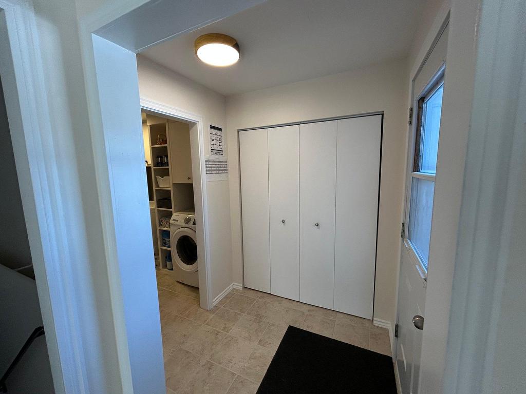 









4455


Rue Caron

,
Sept-Îles,




QC
G0G1L0

