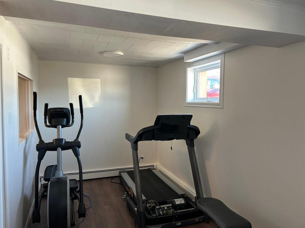 









4455


Rue Caron

,
Sept-Îles,




QC
G0G1L0

