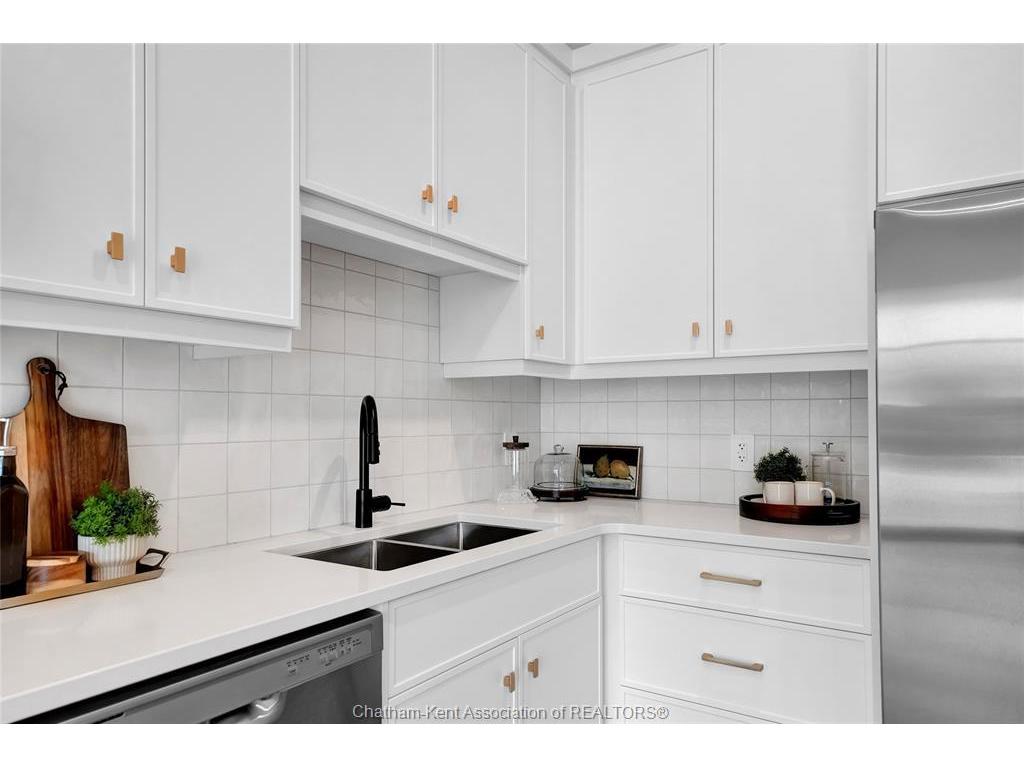 









12


Mill

Street West, 402,
Tilbury,




ON
N0P 2L0

