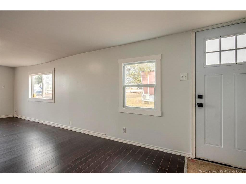









35


Nancy

ST,
Moncton,




NB
E1E 3T2

