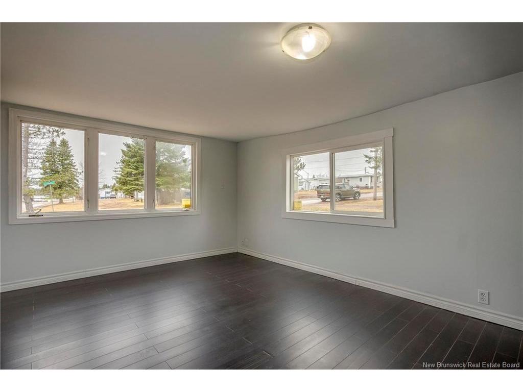 









35


Nancy

ST,
Moncton,




NB
E1E 3T2


