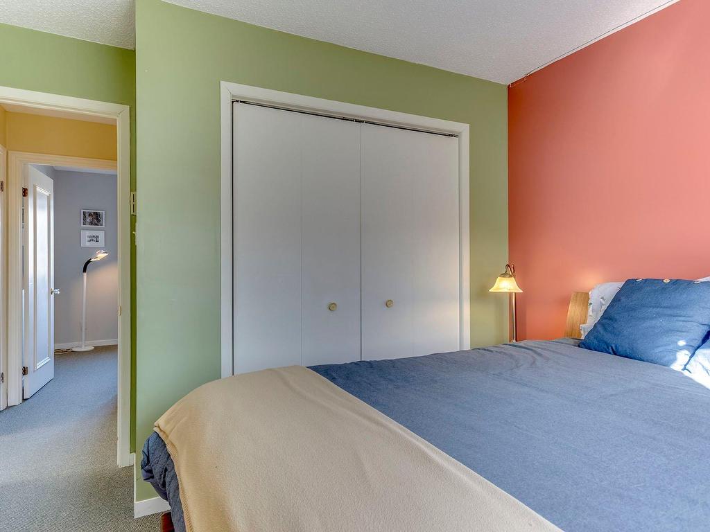 









252

 - 254


Ch. Boulanger

,
Sutton,




QC
J0E2K0


