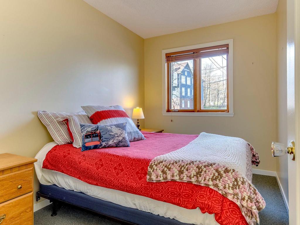 









252

 - 254


Ch. Boulanger

,
Sutton,




QC
J0E2K0

