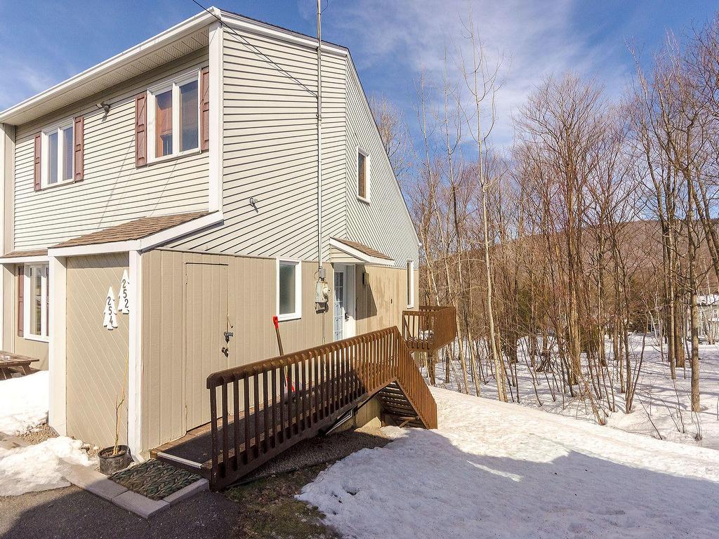 









252

 - 254


Ch. Boulanger

,
Sutton,




QC
J0E2K0

