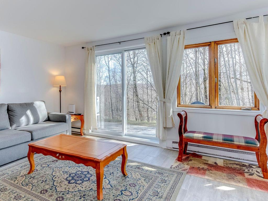 









252

 - 254


Ch. Boulanger

,
Sutton,




QC
J0E2K0

