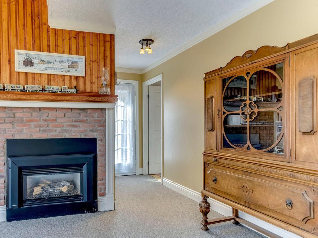 









252

 - 254


Ch. Boulanger

,
Sutton,




QC
J0E2K0

