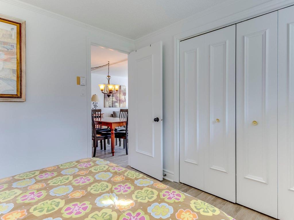 









252

 - 254


Ch. Boulanger

,
Sutton,




QC
J0E2K0

