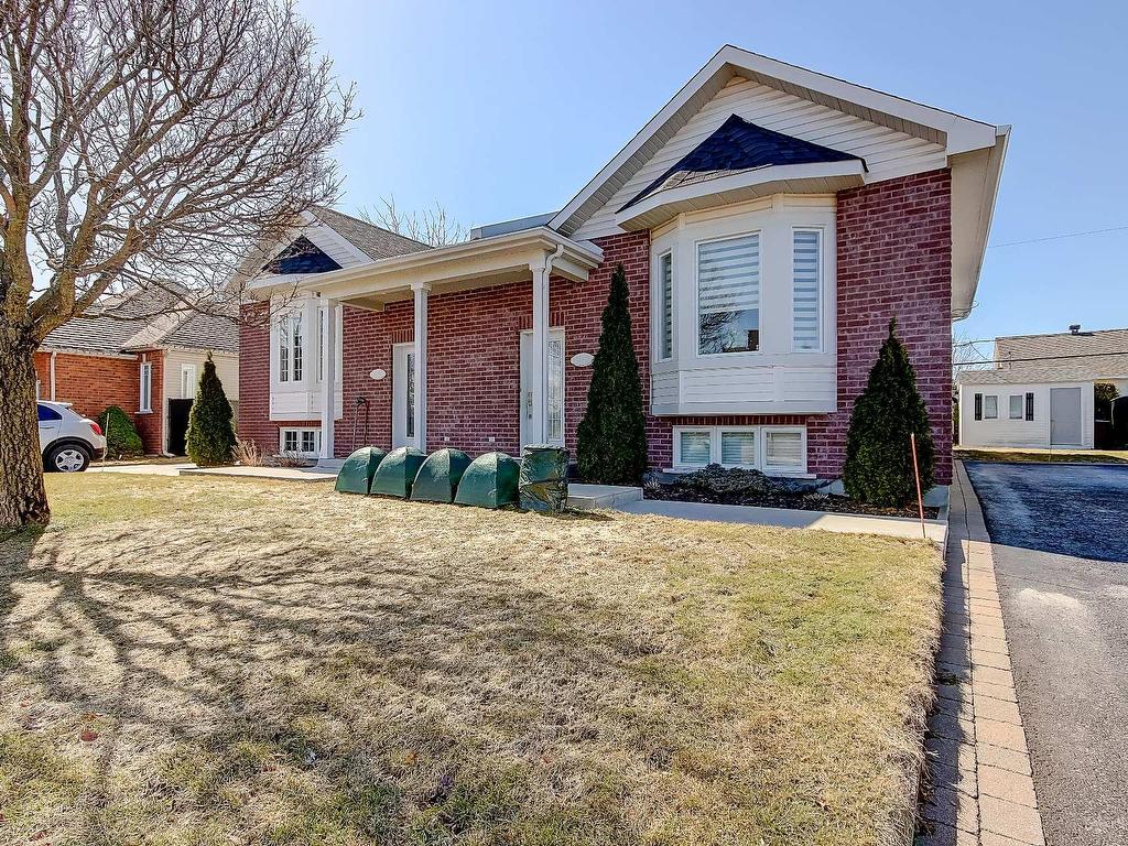 









1152


Rue Berthelot

,
Saint-Jean-sur-Richelieu,




QC
J2W1X4

