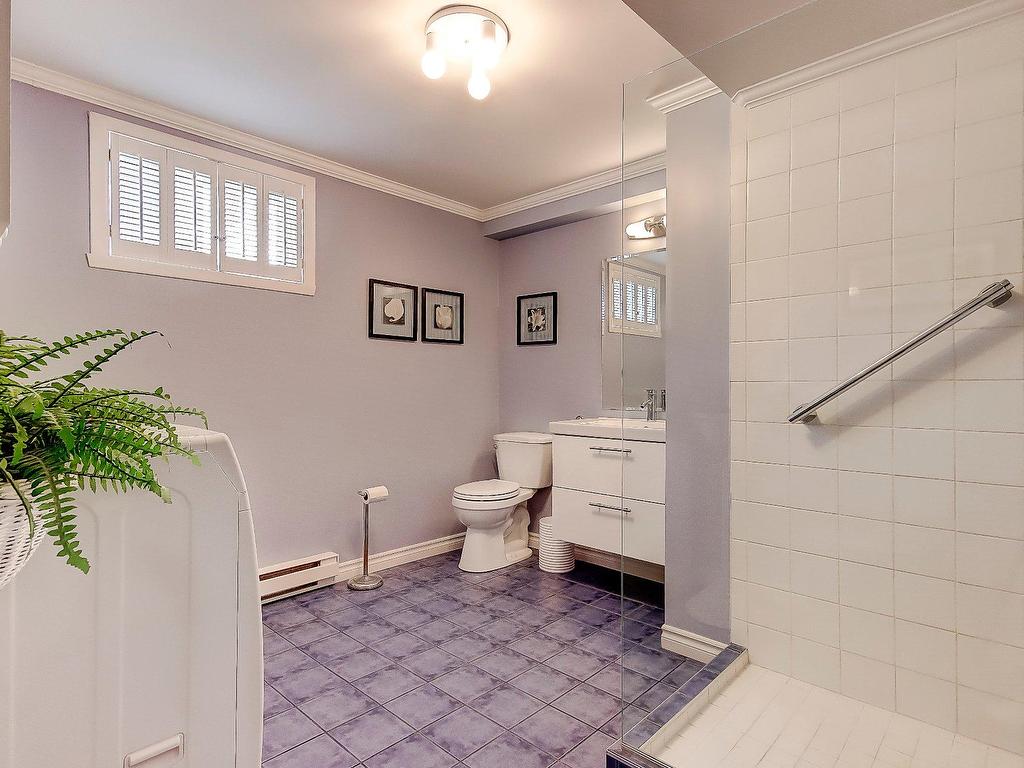 









1152


Rue Berthelot

,
Saint-Jean-sur-Richelieu,




QC
J2W1X4

