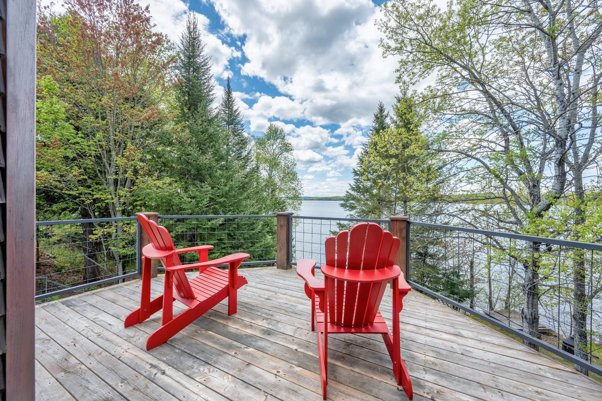 









3318


Ch. du Tour-du-Lac

,
Nominingue,




QC
J0W1R0

