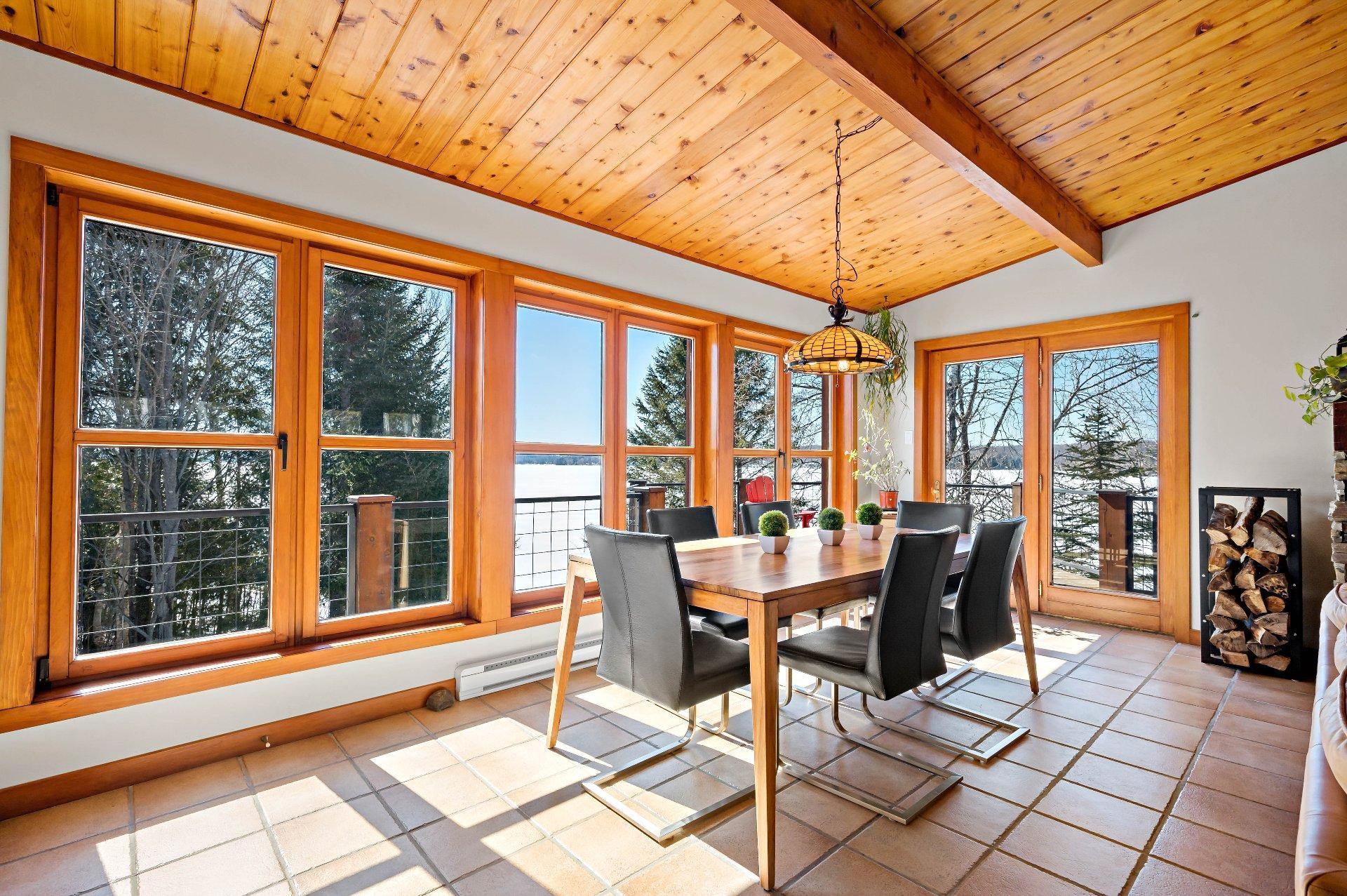 









3318


Ch. du Tour-du-Lac

,
Nominingue,




QC
J0W1R0

