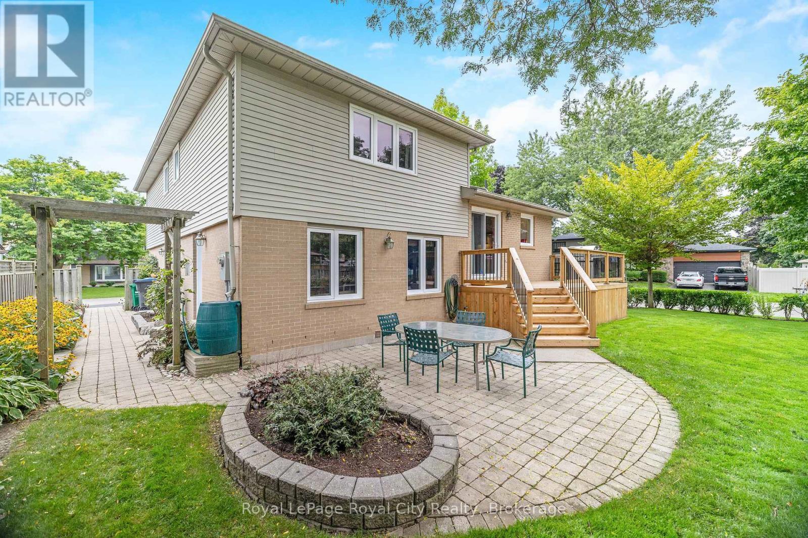 












35 INGLEWOOD DRIVE

,
Brampton (Brampton East),




Ontario
L6W2N4

