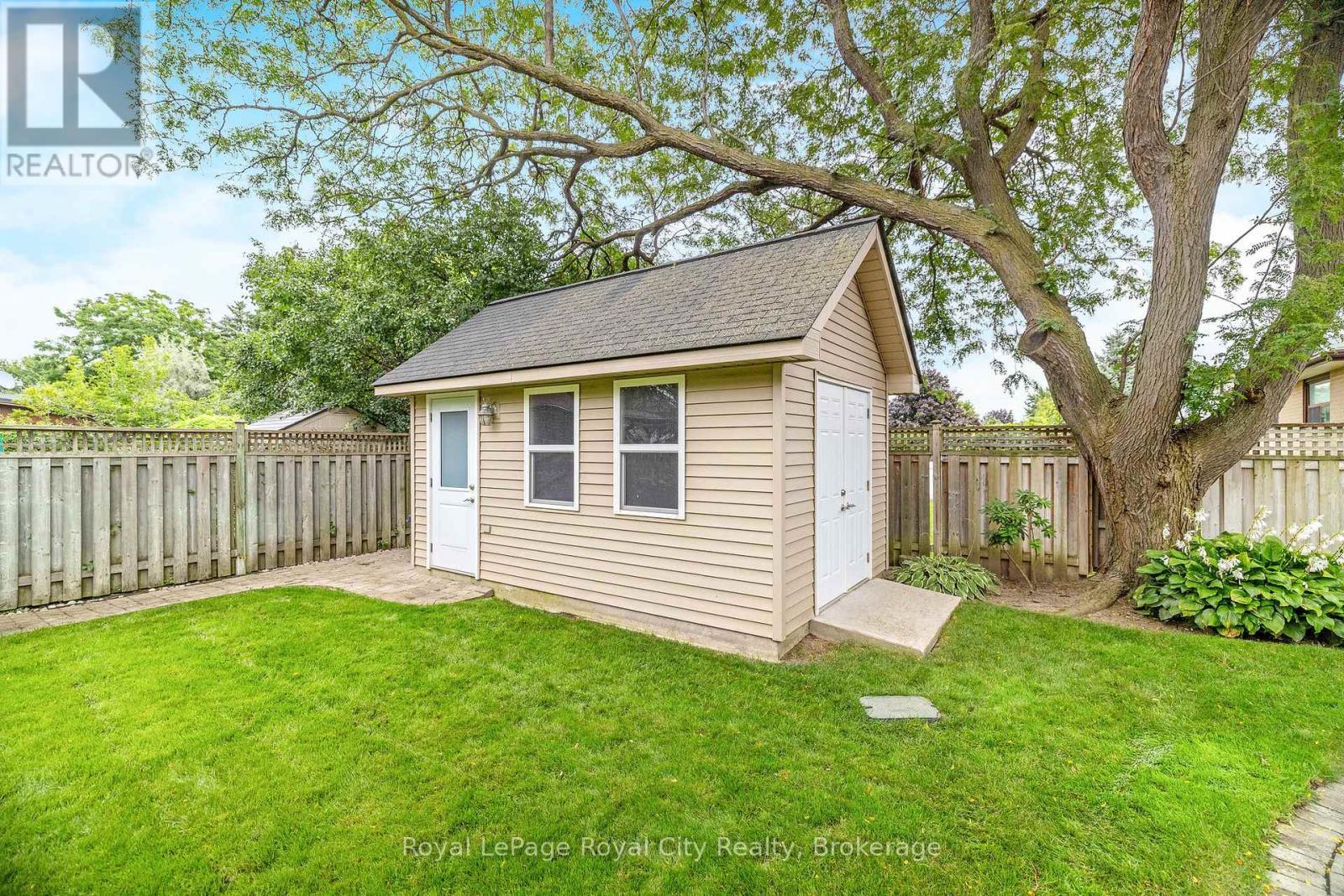 












35 INGLEWOOD DRIVE

,
Brampton (Brampton East),




Ontario
L6W2N4

