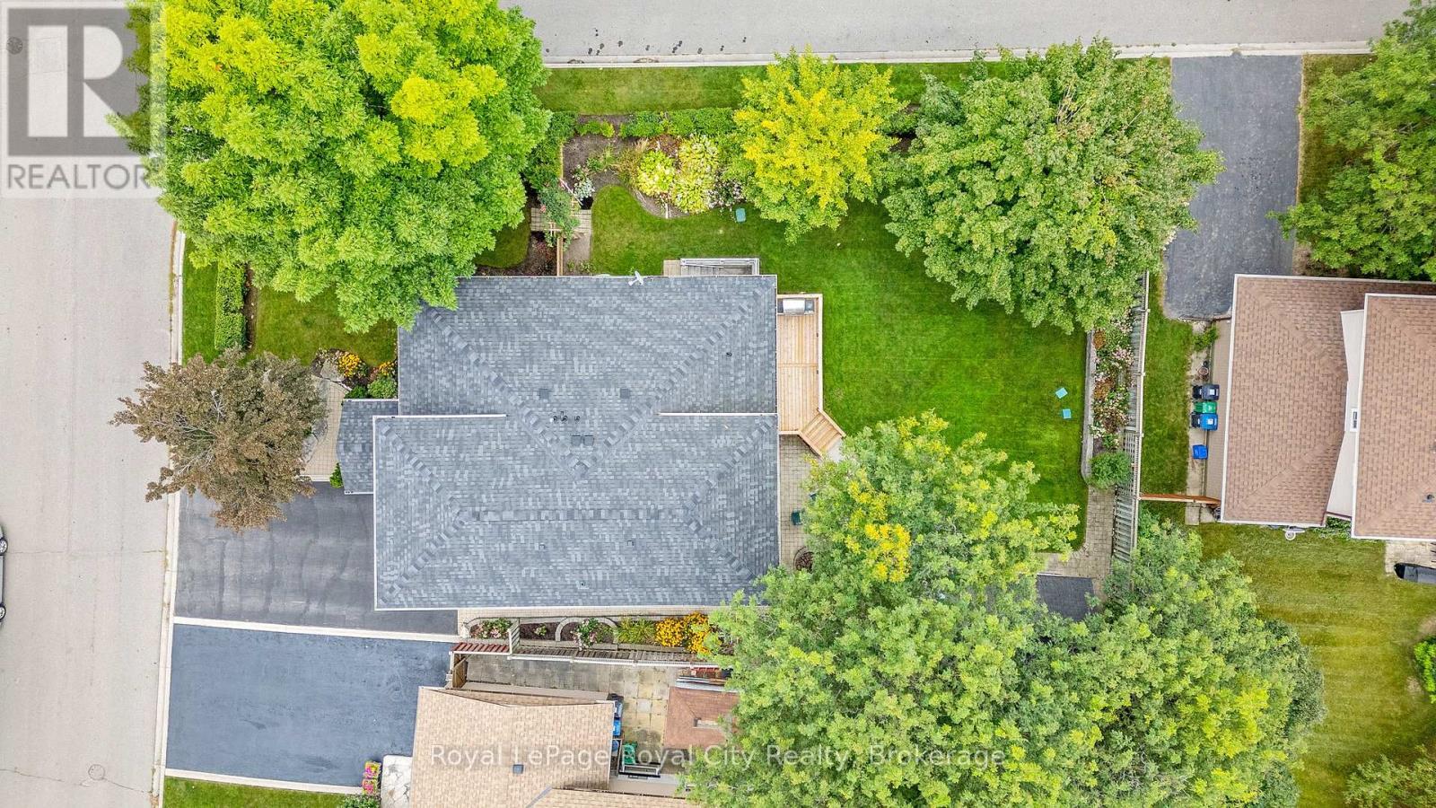












35 INGLEWOOD DRIVE

,
Brampton (Brampton East),




Ontario
L6W2N4

