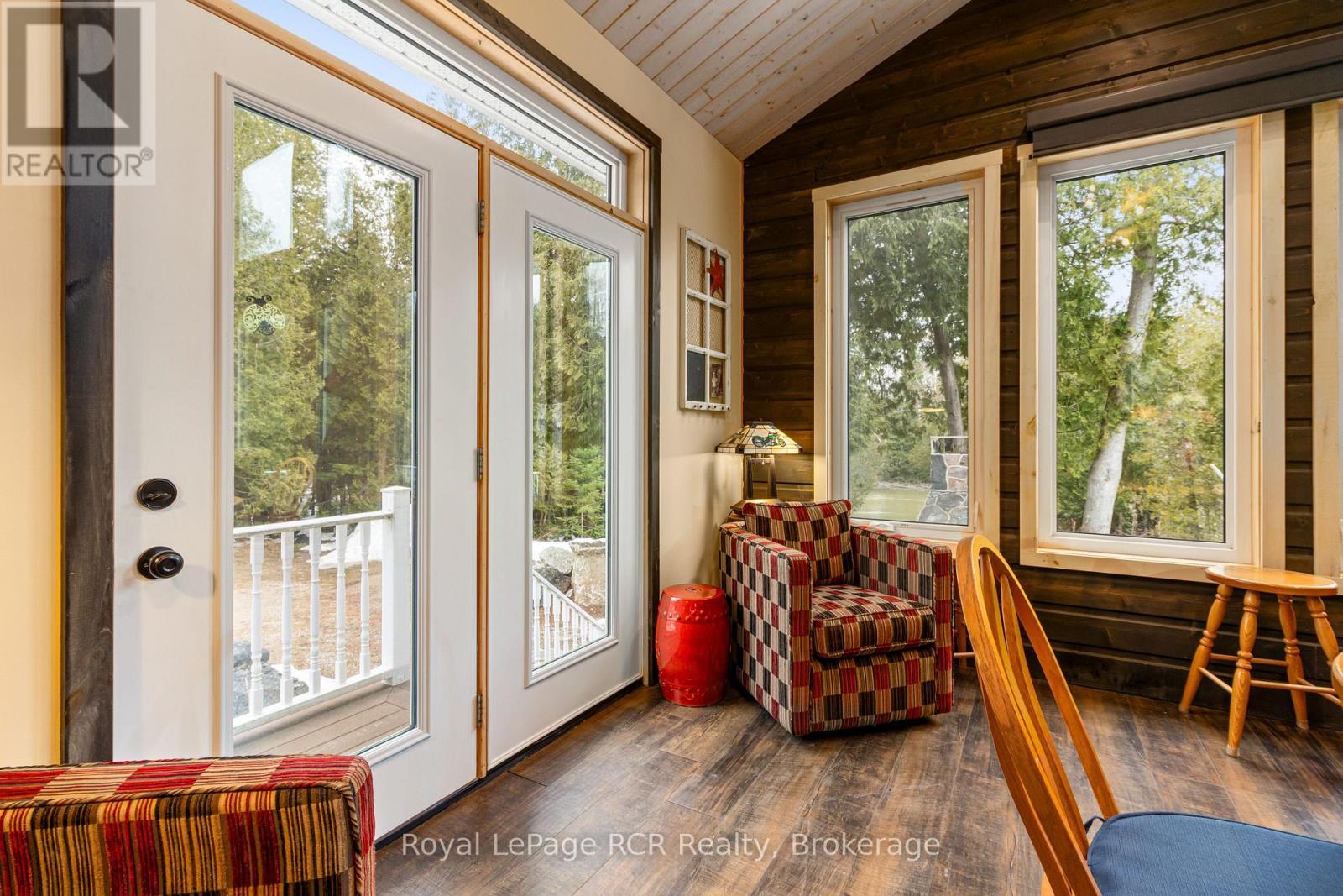












19 REDGATE RD ROAD E

,
South Bruce Peninsula,




Ontario
N0H2T0

