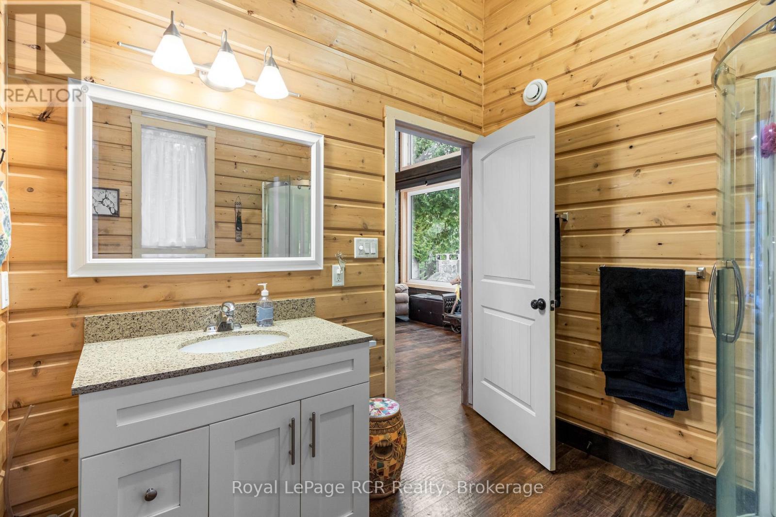 












19 REDGATE RD ROAD E

,
South Bruce Peninsula,




Ontario
N0H2T0

