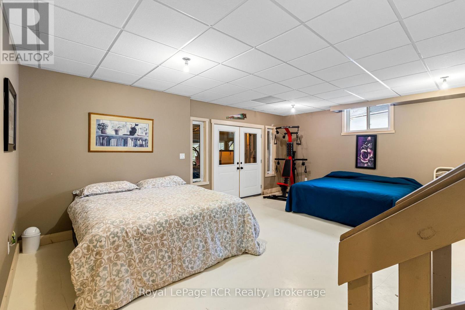 












19 REDGATE RD ROAD E

,
South Bruce Peninsula,




Ontario
N0H2T0

