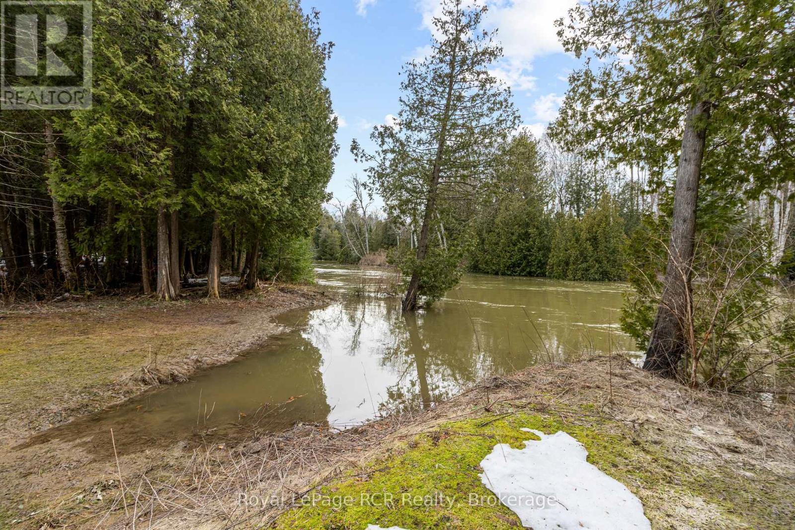 












19 REDGATE RD ROAD E

,
South Bruce Peninsula,




Ontario
N0H2T0

