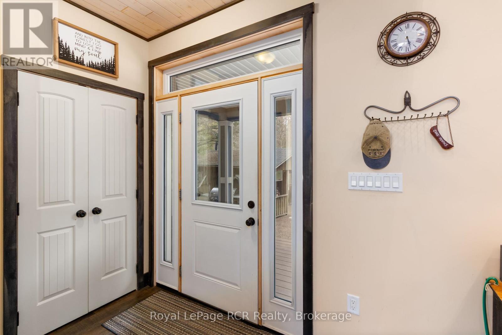 












19 REDGATE RD ROAD E

,
South Bruce Peninsula,




Ontario
N0H2T0

