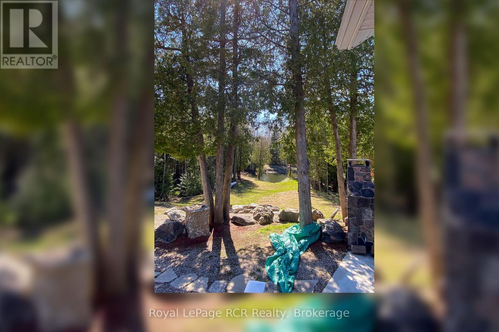 












19 REDGATE RD ROAD E

,
South Bruce Peninsula,




Ontario
N0H2T0

