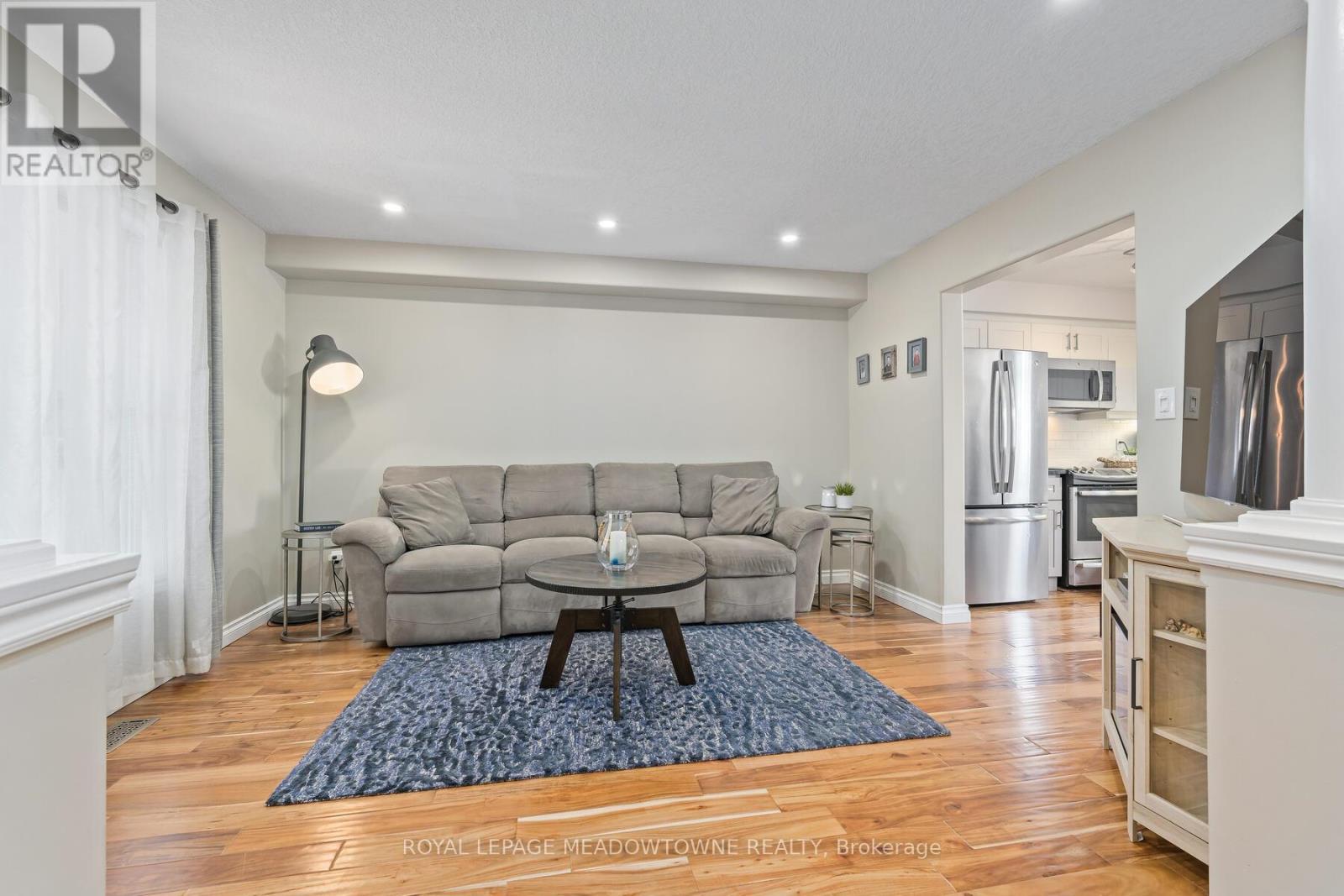 












239 JOLLIFFE AVENUE

,
Guelph/Eramosa,




Ontario
N0B2K0

