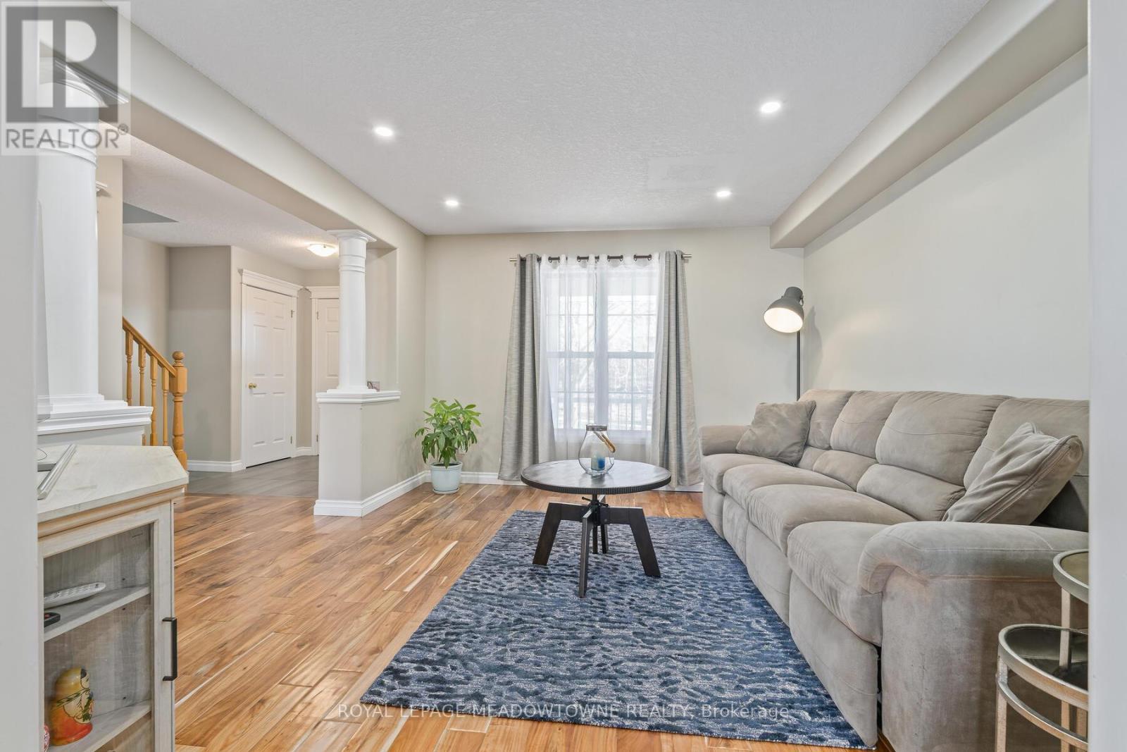 












239 JOLLIFFE AVENUE

,
Guelph/Eramosa,




Ontario
N0B2K0

