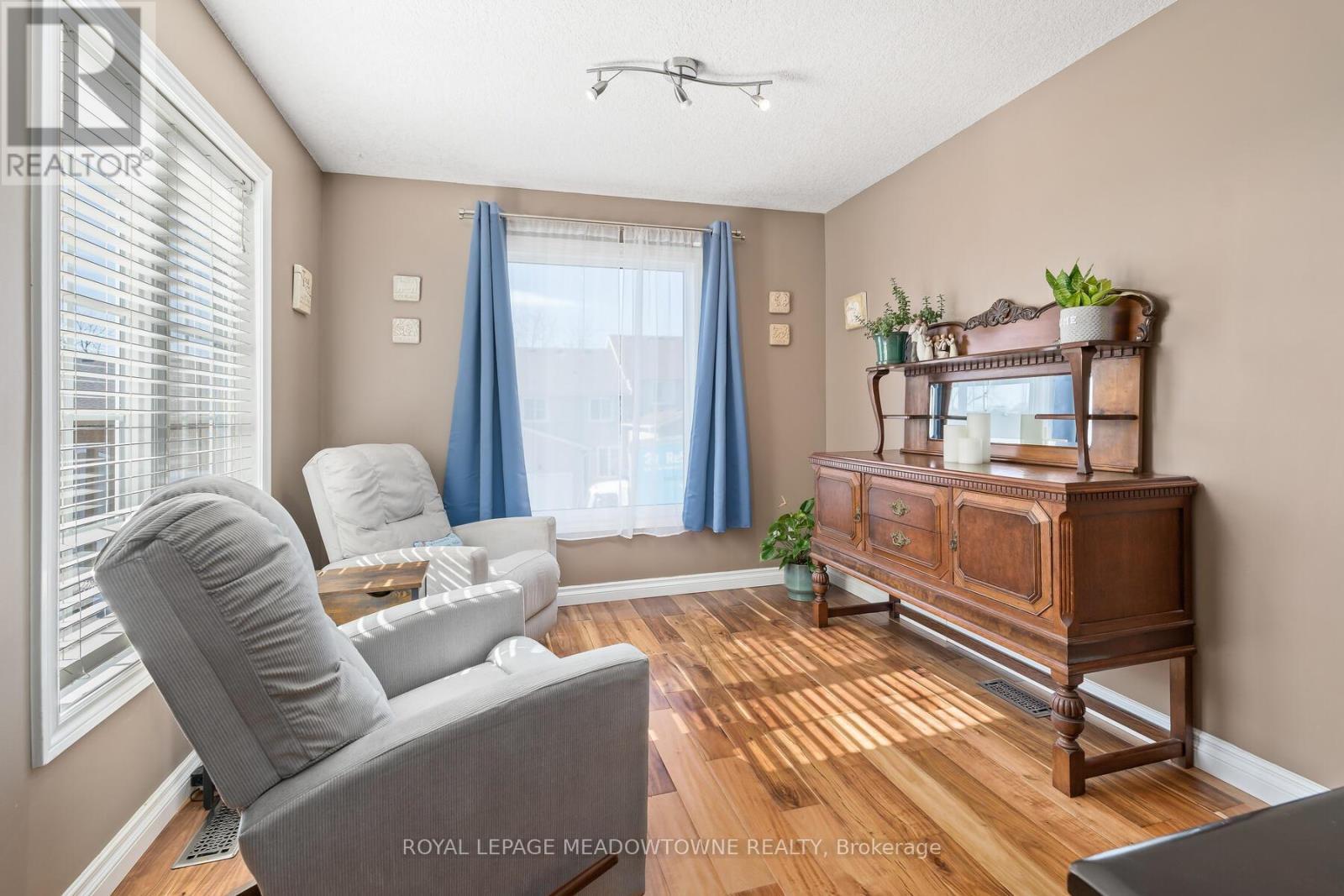 












239 JOLLIFFE AVENUE

,
Guelph/Eramosa,




Ontario
N0B2K0


