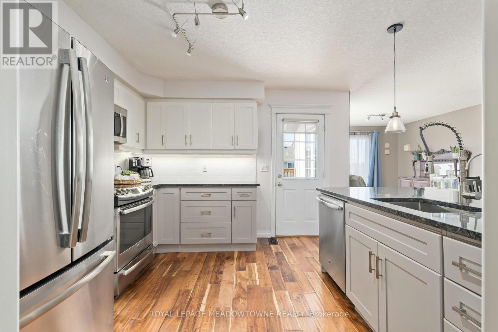 












239 JOLLIFFE AVENUE

,
Guelph/Eramosa,




Ontario
N0B2K0

