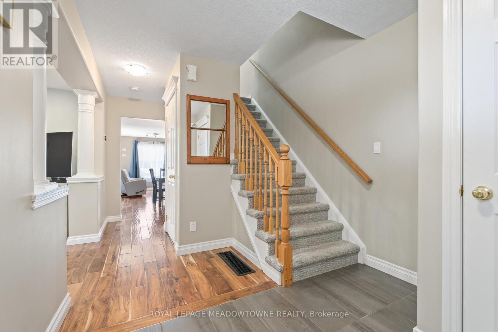 












239 JOLLIFFE AVENUE

,
Guelph/Eramosa,




Ontario
N0B2K0

