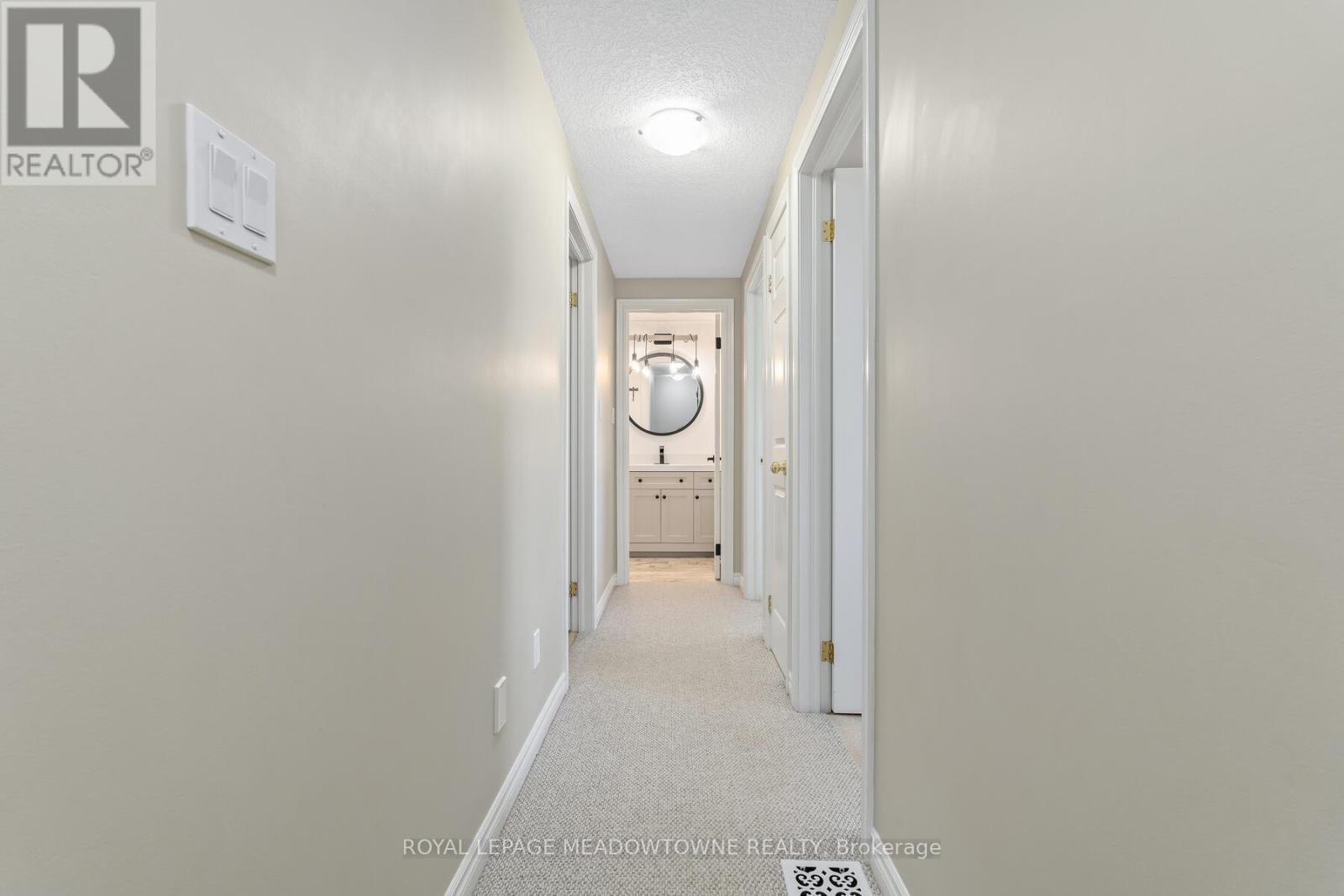 












239 JOLLIFFE AVENUE

,
Guelph/Eramosa,




Ontario
N0B2K0

