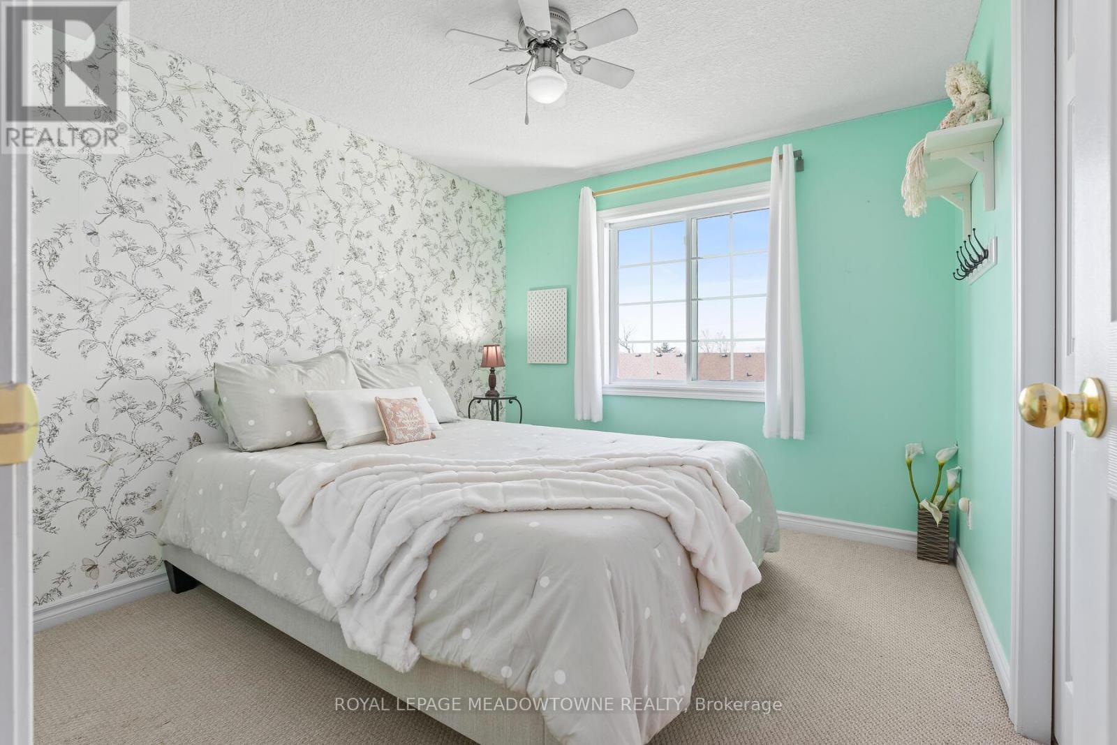 












239 JOLLIFFE AVENUE

,
Guelph/Eramosa,




Ontario
N0B2K0


