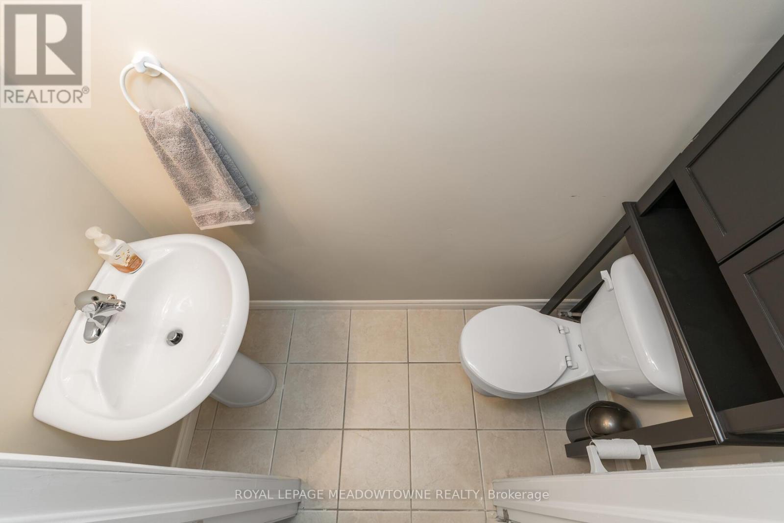 












239 JOLLIFFE AVENUE

,
Guelph/Eramosa,




Ontario
N0B2K0


